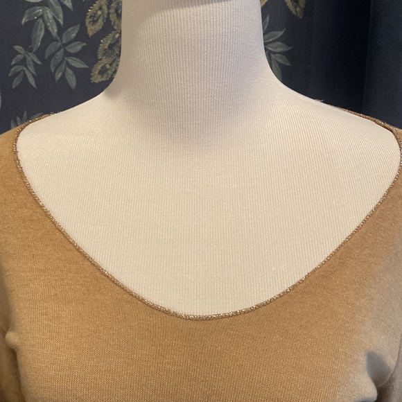 Sunny Studio top - Picture 2 of 5